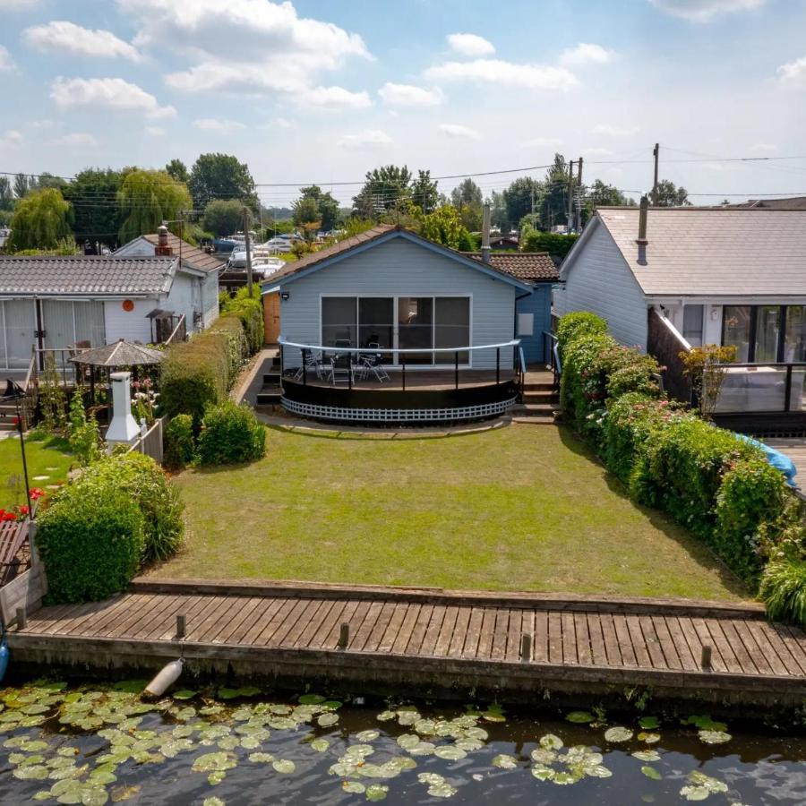 River View - Norfolk Broads Brundall Bagian luar foto